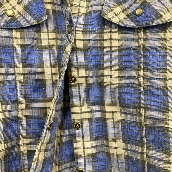 Women’s Roxy Flannel Top - Picture 7 of 8